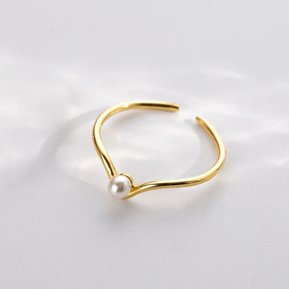 Coastline - Simple Pearl Ring