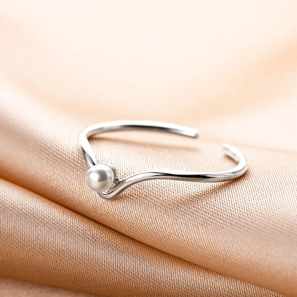 Coastline - Simple Pearl Ring