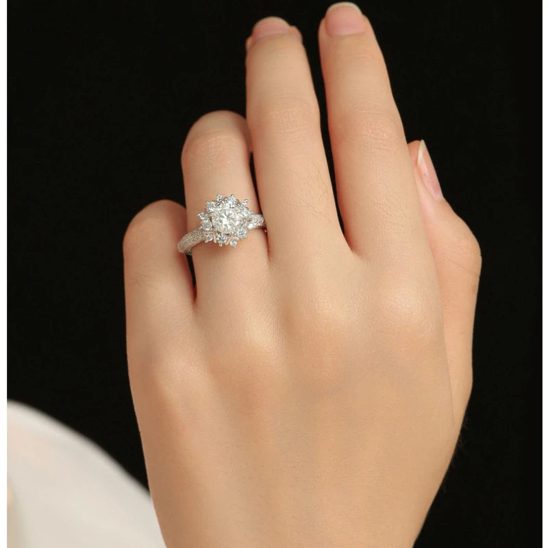 Aesir - Thor Moissanite Ring