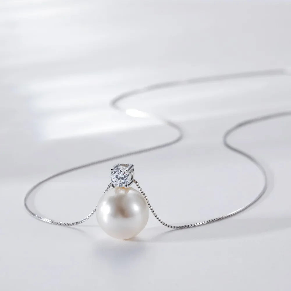 Coastline - Pearl With CZ Pendant