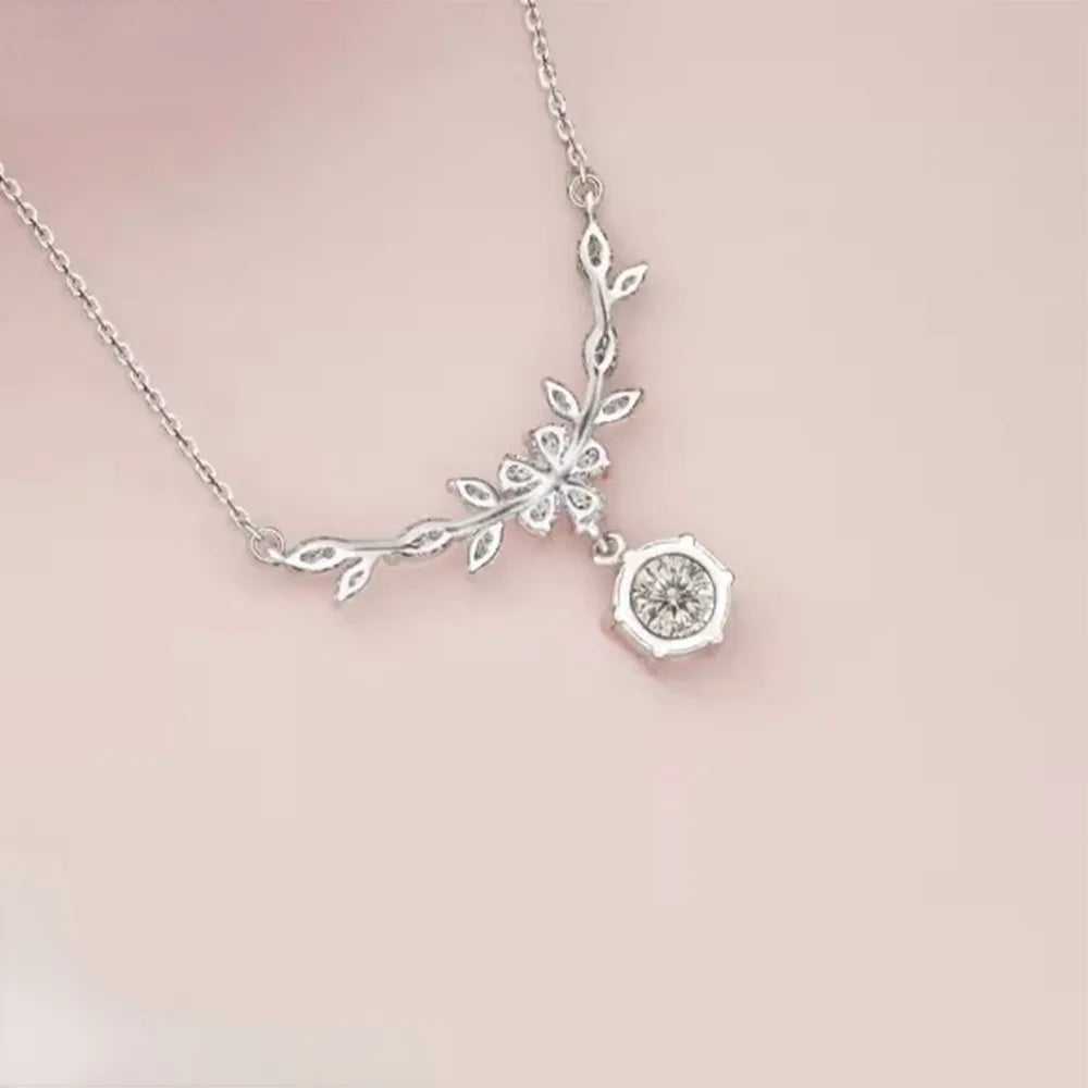 Aesir - Leaves of Yggdrasil Pendant